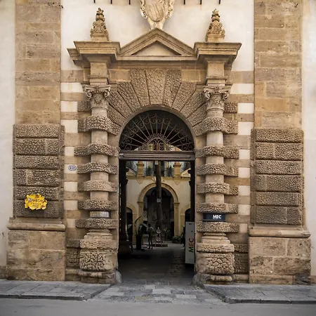 Apartment Palazzo Santa Ninfa - Luxury Mansion Palermo
