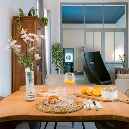 Palazzo Santa Ninfa - Luxury Mansion Apartment *