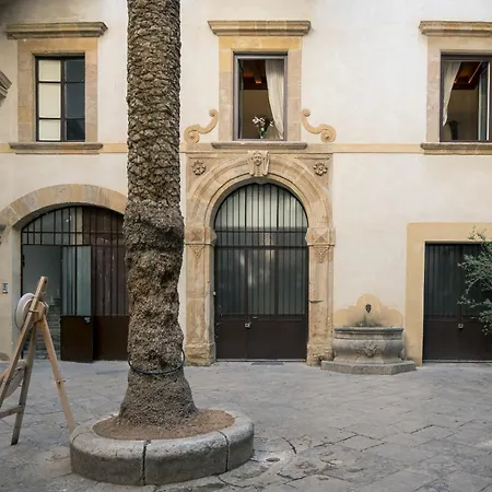 Apartment Palazzo Santa Ninfa - Luxury Mansion *