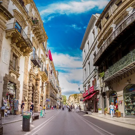 Palazzo Santa Ninfa - Luxury Mansion Lägenhet